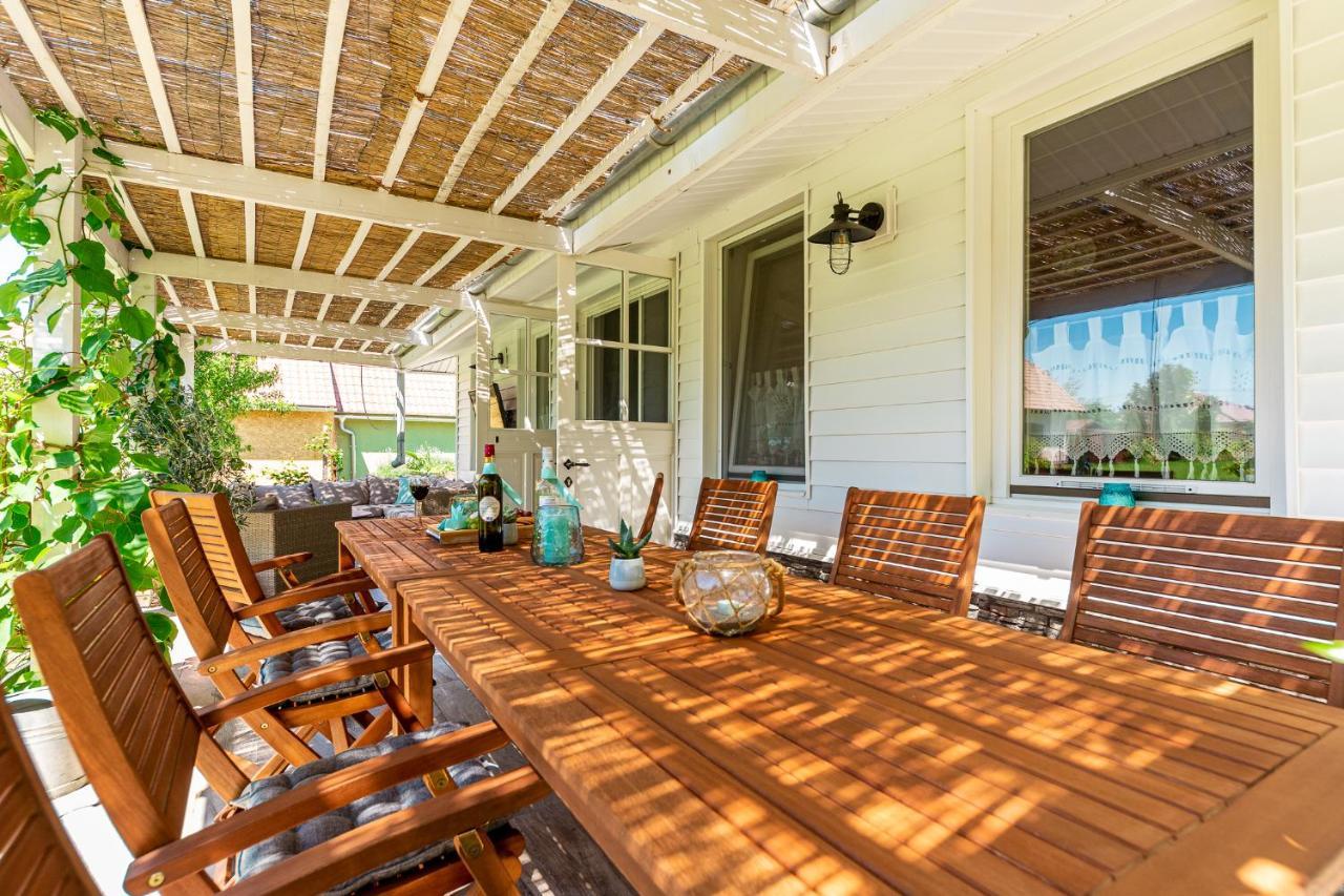 Berrybay Holidayhome Balatonkeresztúr Zewnętrze zdjęcie