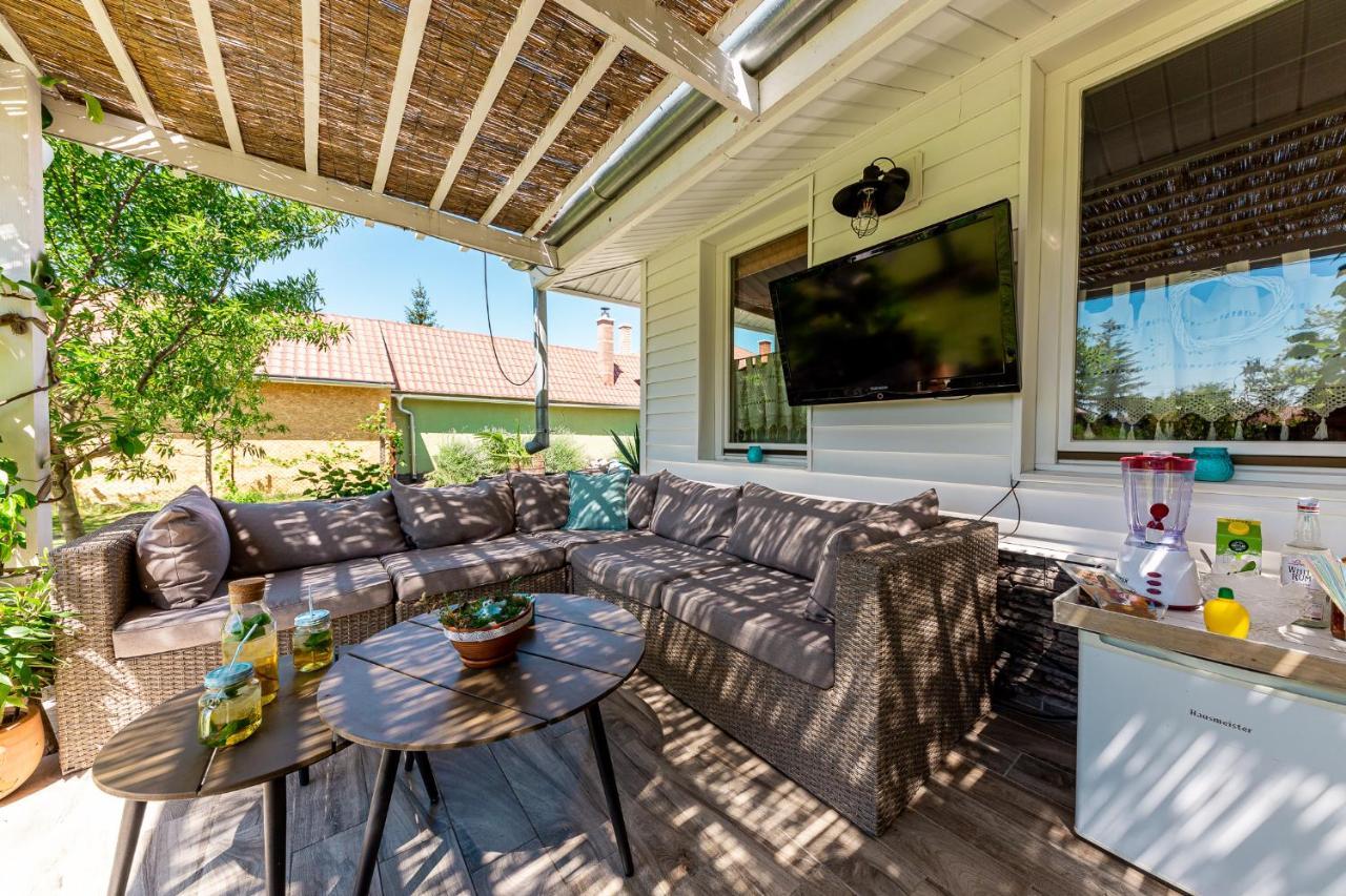 Berrybay Holidayhome Balatonkeresztúr Zewnętrze zdjęcie