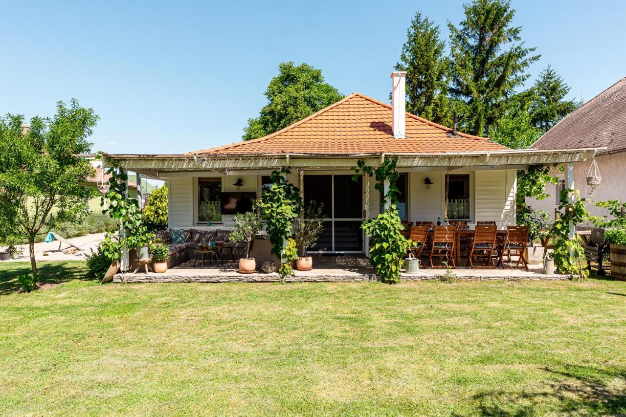 Berrybay Holidayhome Balatonkeresztúr Zewnętrze zdjęcie