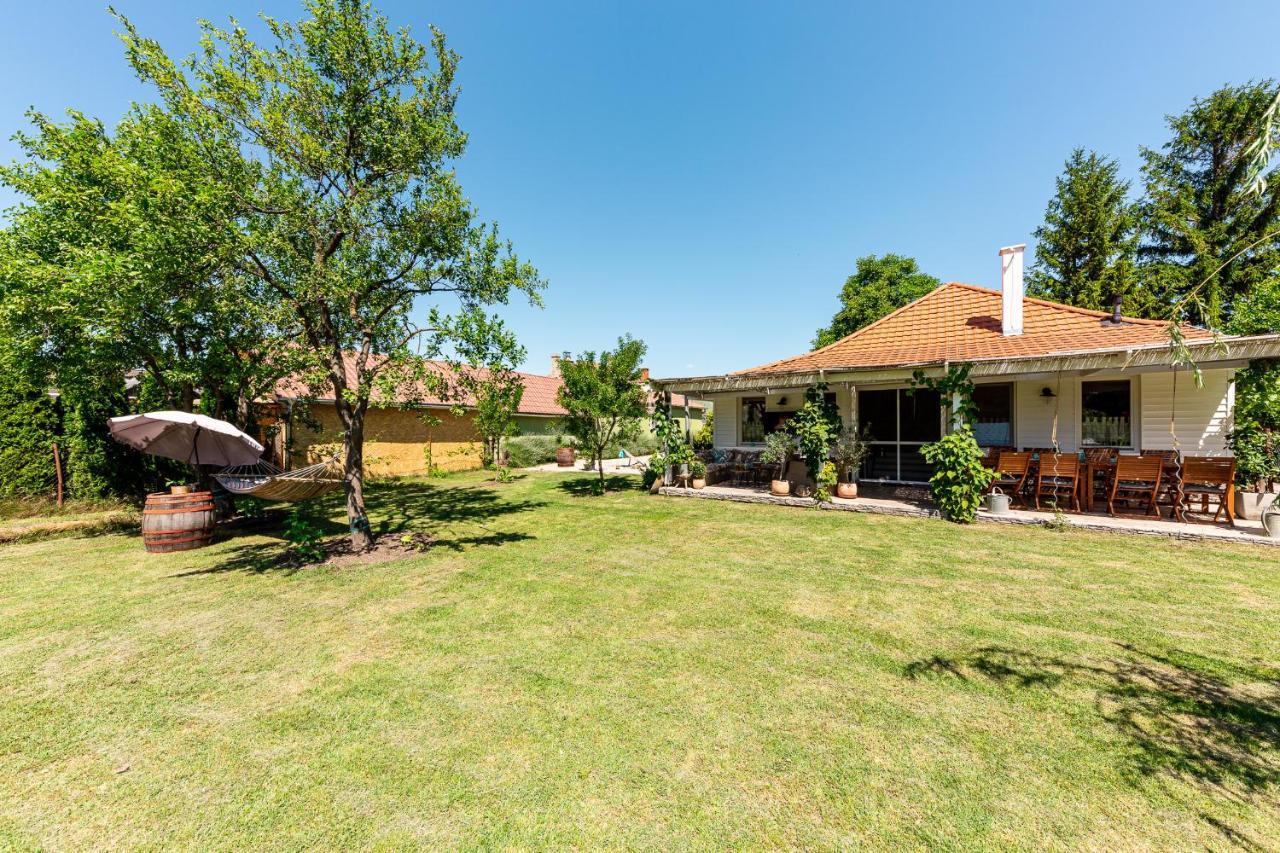 Berrybay Holidayhome Balatonkeresztúr Zewnętrze zdjęcie